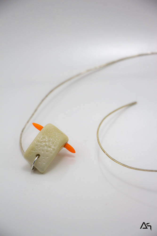 Collier Orangedrone