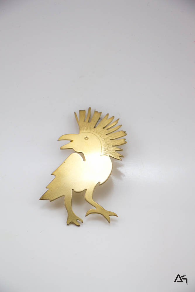 broche norbert le corbopunk, vue de face